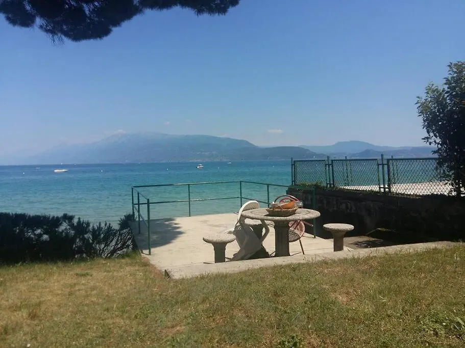 Residenza Puccini Villa Desenzano del Garda Nyaraló