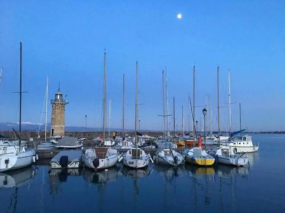 Residenza Puccini Βίλα Ντεζεντσάνο ντελ Γκάρντα