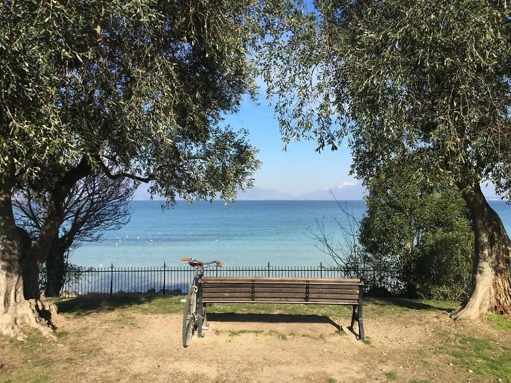 Σπίτι διακοπών Residenza Puccini Βίλα Ντεζεντσάνο ντελ Γκάρντα