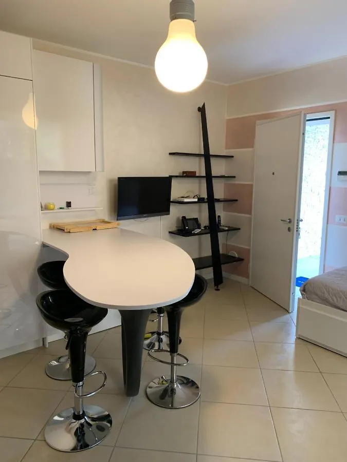 Σπίτι διακοπών Residenza Puccini Βίλα Ντεζεντσάνο ντελ Γκάρντα