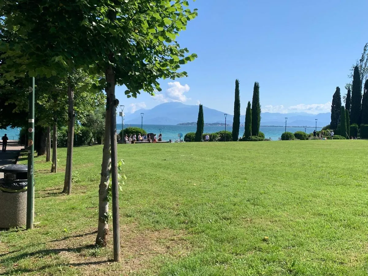 Σπίτι διακοπών Residenza Puccini Βίλα Ντεζεντσάνο ντελ Γκάρντα