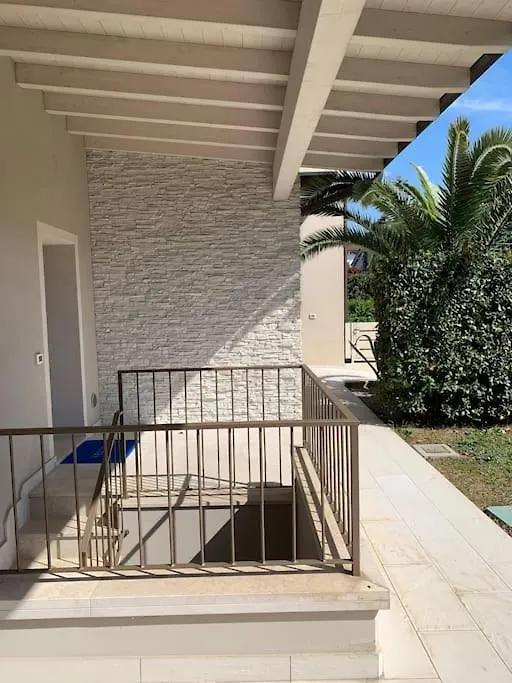 別荘 デセンツァーノ・デル・ガルダ Residenza Pucciniヴィラ